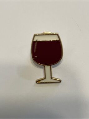 Wine Pin - Full Glass of Wine for the Connoisseur